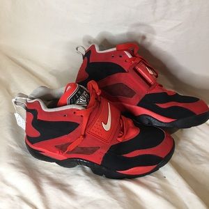 Nike Air White Dimond Turf.